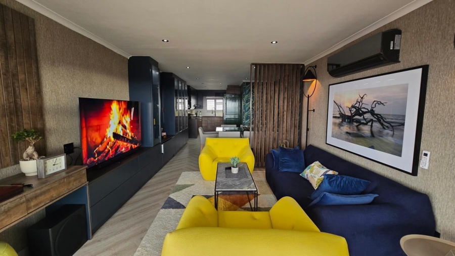 To Let 2 Bedroom Property for Rent in Vredehoek Western Cape
